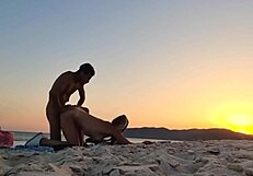 Amateur couple enjoys outdoor sex in the nude